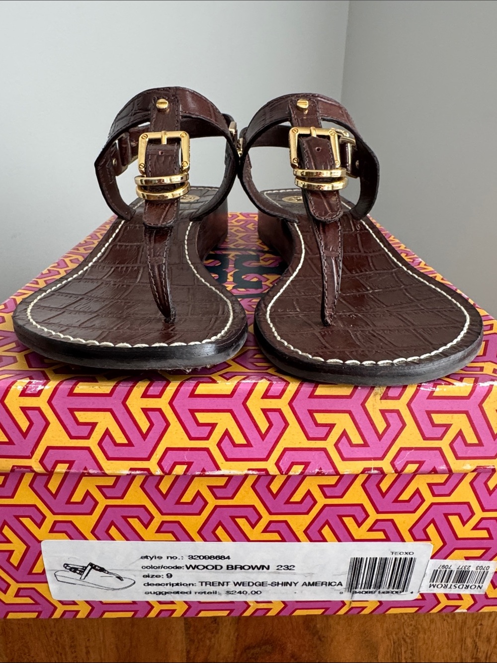 Tory Burch Trent Wedge-Shiny America Sandal - Wood Brown, Size 9 - Picture 5 of 8